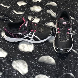 ASICS tennis shoes - running, walking